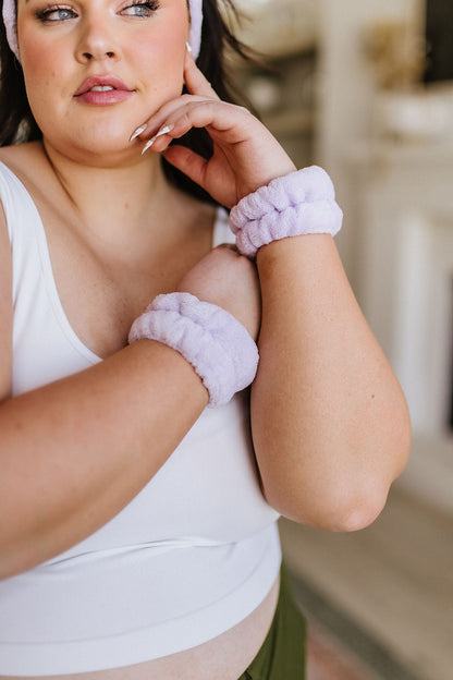 Effortless Days Stretchy Headband & Wristband Set in Lilac