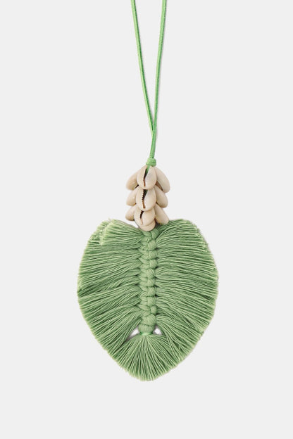 Leaf Macrame Pendant Necklace